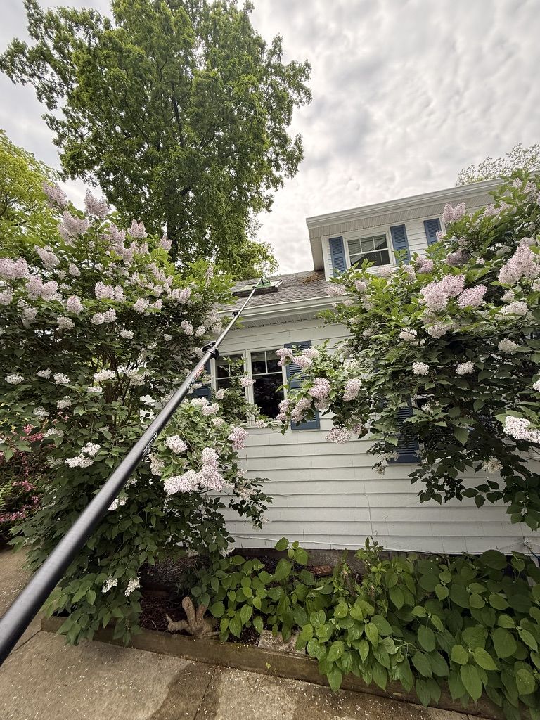 Exterior window cleaning by Clear View Window Co. in Connecticut