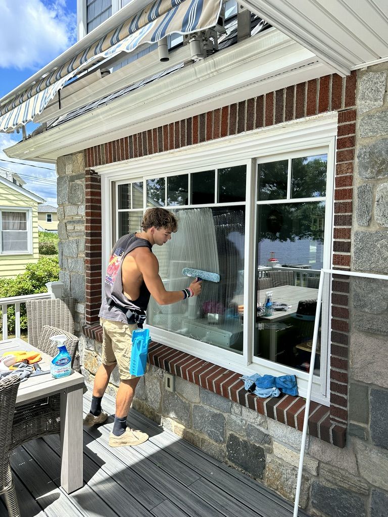 Exterior window cleaning by Clear View Window Co. in Connecticut