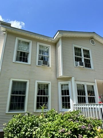 Exterior window cleaning by Clear View Window Co. in Connecticut